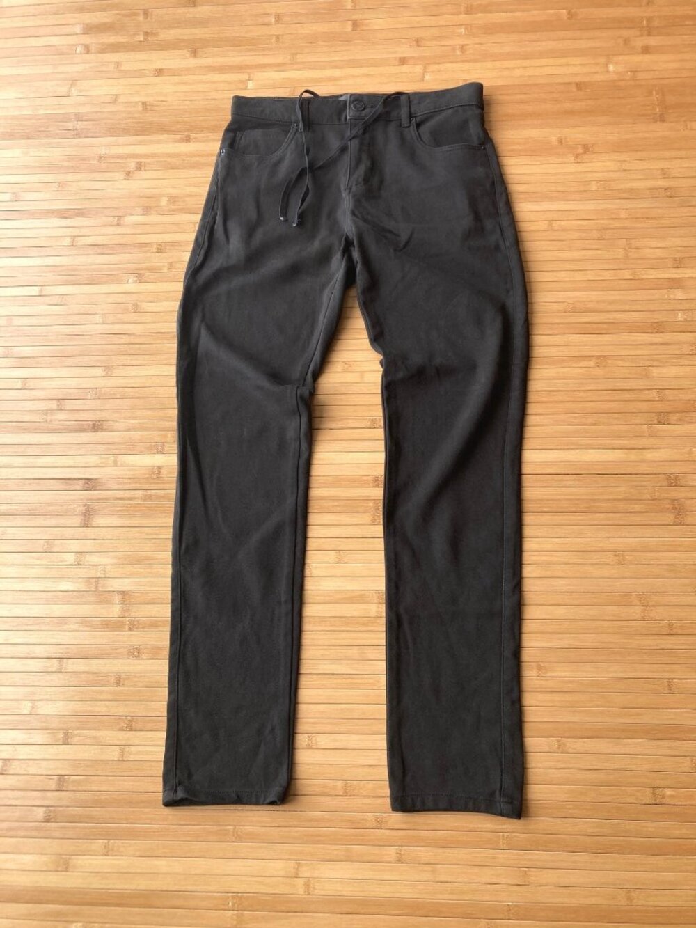 Oficina Reserva 247 Tech Travel Pants Joggers Men's 31x33 (BR 38) Black
